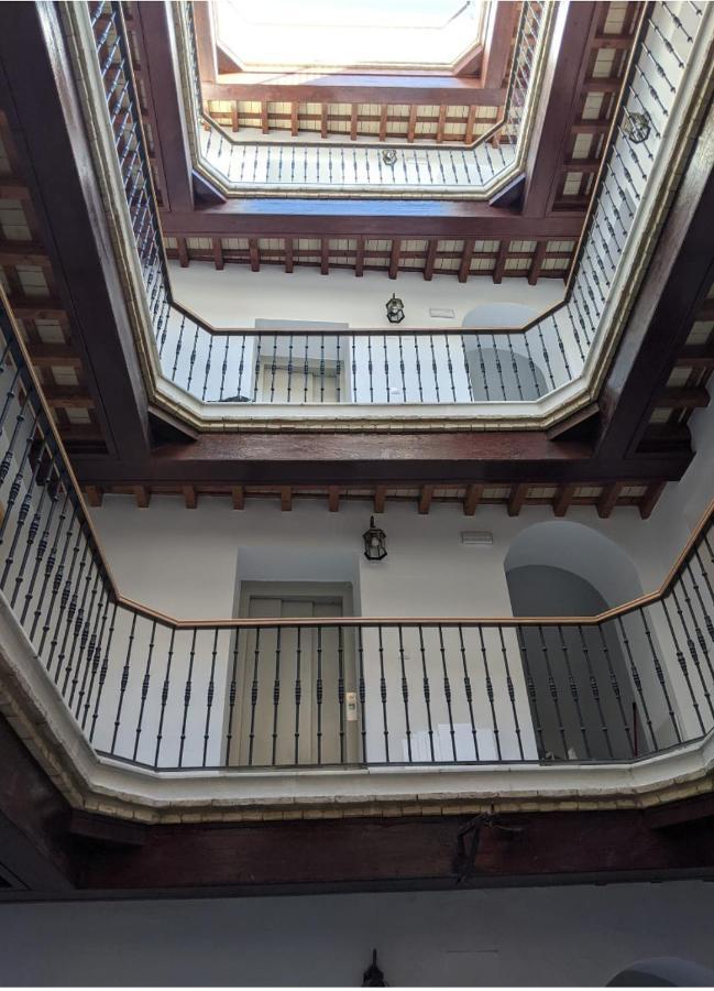 Lindo Apartamento En El Centro Historico De Cadiz Exterior photo